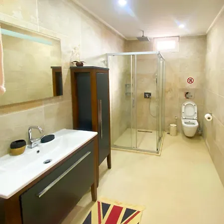 ヴィラ Panorama Jilda Livya *