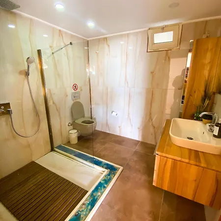 ヴィラ Panorama Jilda Livya *