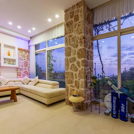 Panorama Jilda Livya Villa *